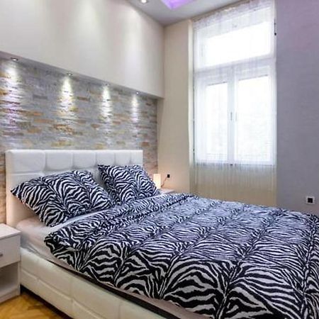 Apartment Royal Belgrado Exterior foto