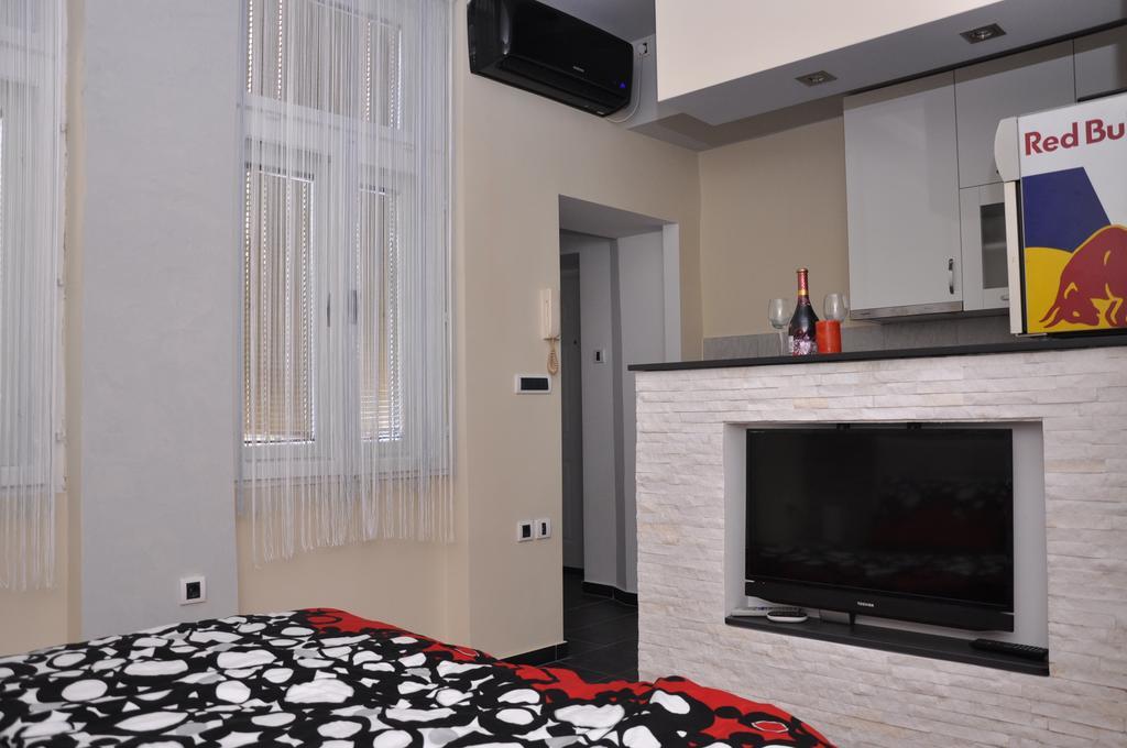 Apartment Royal Belgrado Habitación foto