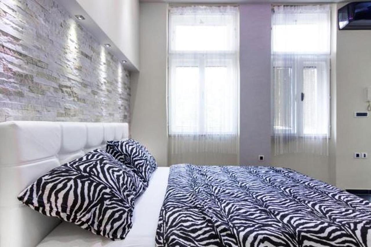Apartment Royal Belgrado Exterior foto